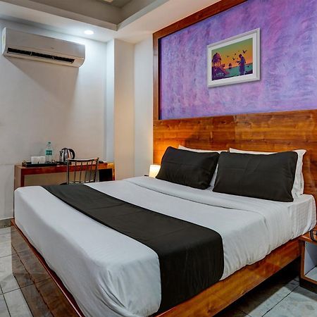 Hotel Hight Krone A Family Hotel Near Igi Airport Delhi Nuova Delhi Esterno foto