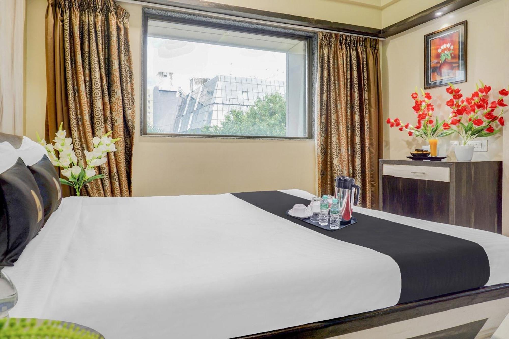 Hotel Hight Krone A Family Hotel Near Igi Airport Delhi Nuova Delhi Esterno foto